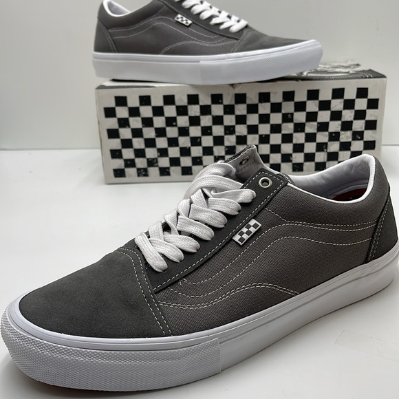 Vans Men’s Skate Old Skool 
Pewter/True White
VN0A5FCB195 Sneakers - Picture 15 of 16